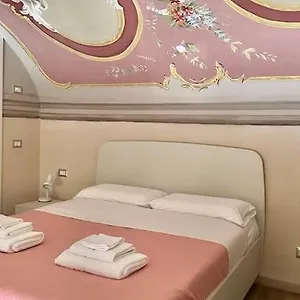 Couple's Dream Loft 100mt From Duomo And Appartamento